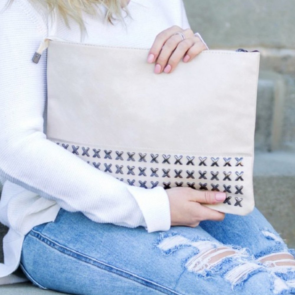 Oversized Clutch (Bone)